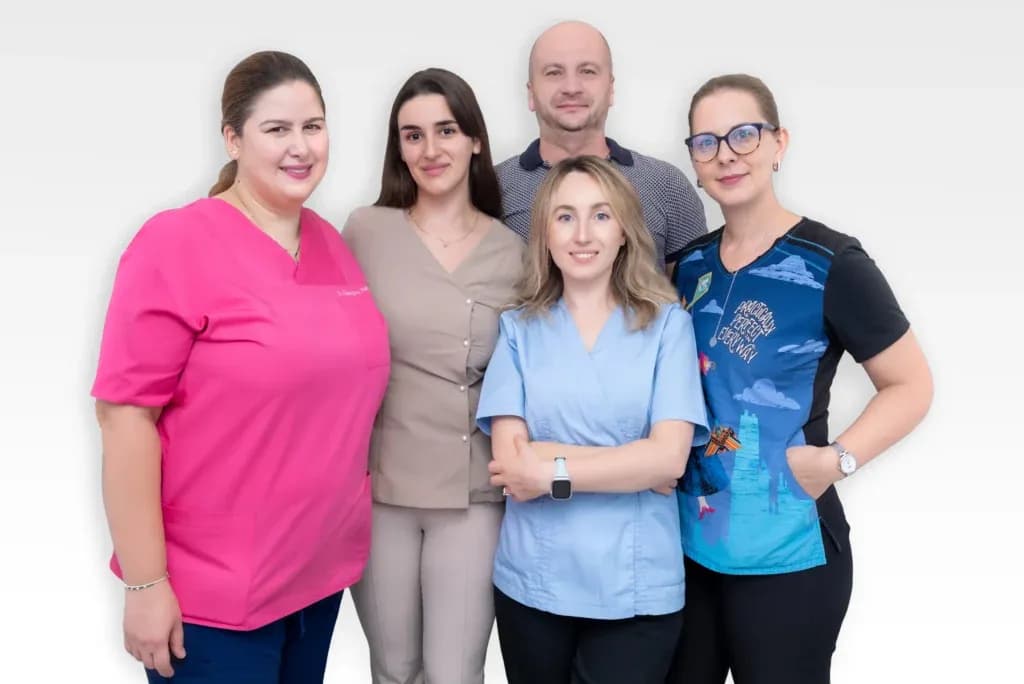 Echipa clinicii Elmadenta din Sectorul 3