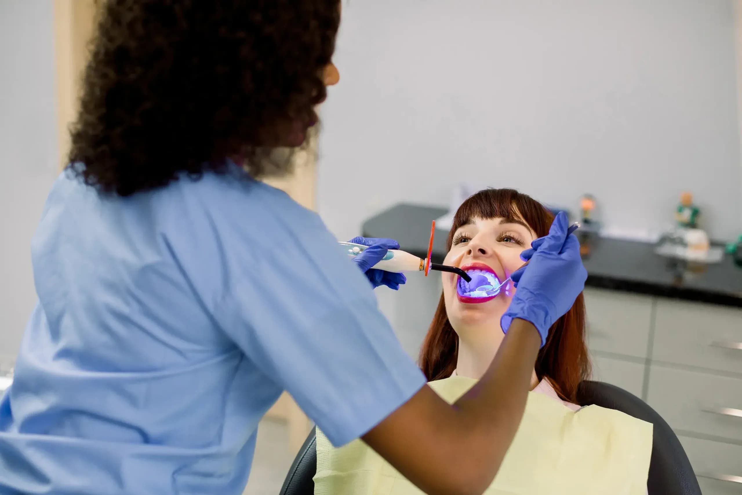 Igienizare dentară la clinica Elmadenta